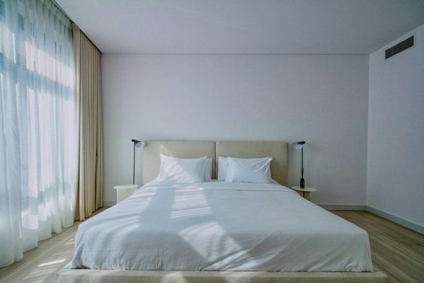 Peut-on trouver une maison de vacances en Écosse avec des visites de distilleries et des cours de fabrication de whisky?