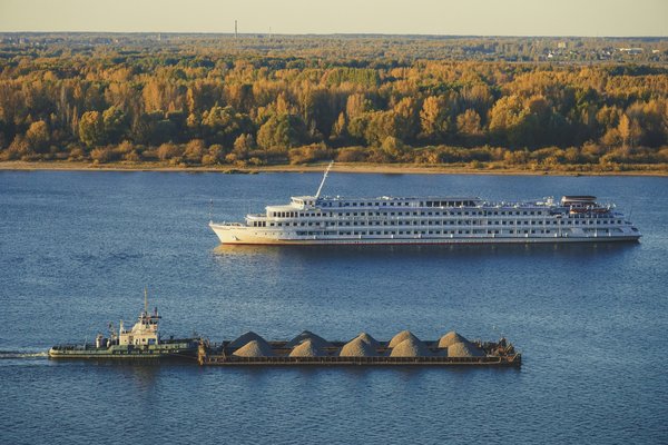 Peut-on trouver une croisière qui propose des excursions pour découvrir les fjords en Nouvelle-Zélande?